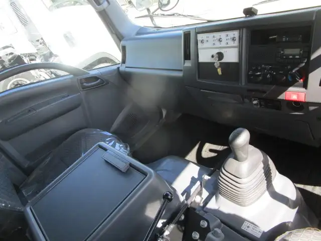 いすゞ エルフ 小型 タンク車 散水車 2PG-NPR88Nの中古トラック画像16
