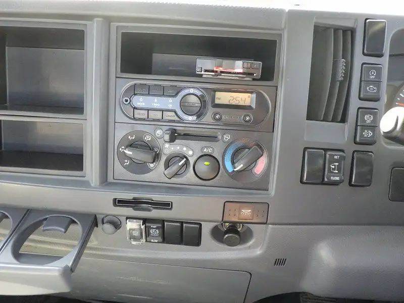 いすゞ フォワード 中型/増トン タンク車 散水車 TKG-FRR90S1の中古トラック画像10