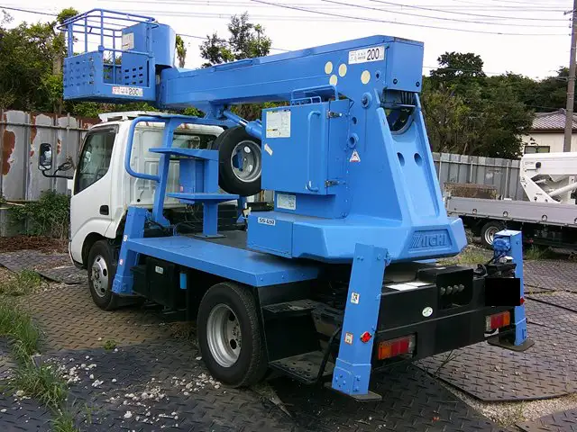 日野 デュトロ 小型 高所・建柱車 高所作業車 BDG-XZU304Eの中古トラック画像4