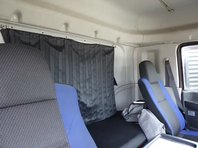 いすゞ ギガ 大型 トラクター ハイルーフ 1デフの中古トラック画像9
