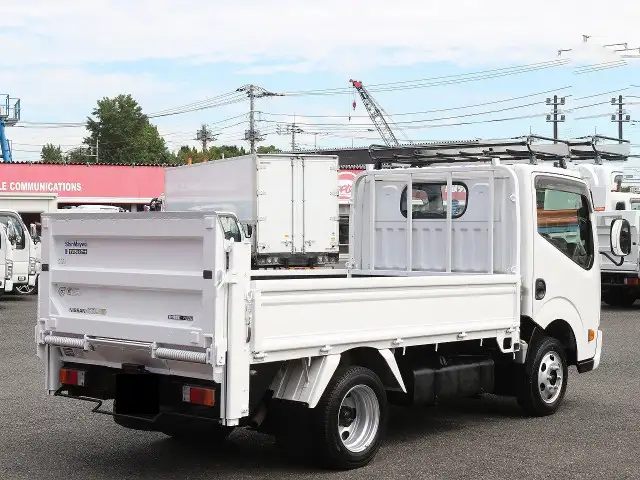 日産 アトラス 小型 平ボディ パワーゲート TKG-SZ5F24の中古トラック画像3