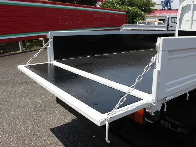 いすゞ エルフ 小型 平ボディ PB-NKR81A H18の中古トラック画像11