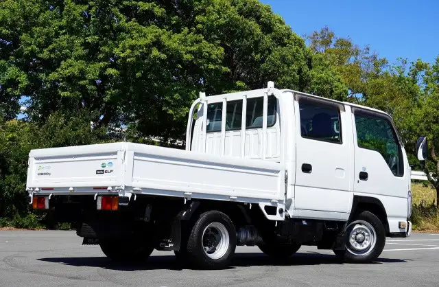 いすゞ エルフ 小型 平ボディ Wキャブ 床鉄板の中古トラック画像3