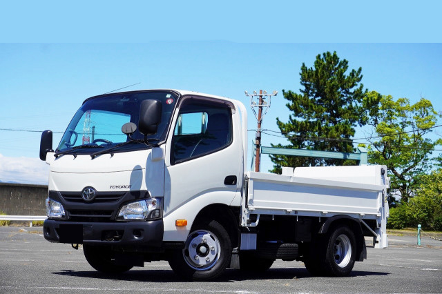 トヨタ トヨエース 小型 平ボディ 10尺 TKG-XZC605