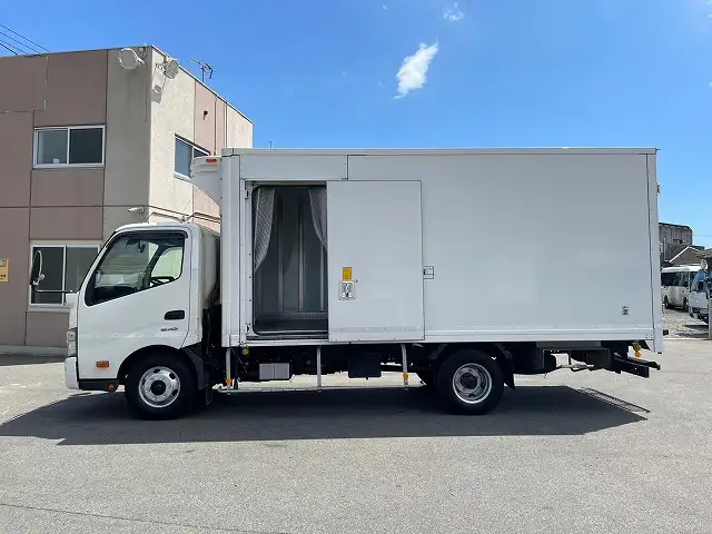 日野 デュトロ 小型 冷凍冷蔵 中温 2エバの中古トラック画像5