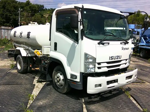 いすゞ フォワード 中型/増トン タンク車 散水車 TKG-FRR90S1の中古トラック画像2