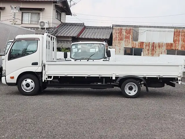 トヨタ ダイナ 小型 平ボディ TPG-XZU655 H29の中古トラック画像6