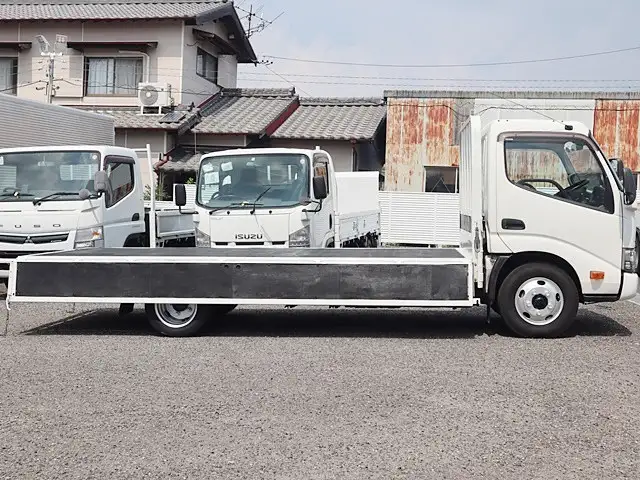 トヨタ ダイナ 小型 平ボディ TPG-XZU655 H29の中古トラック画像8