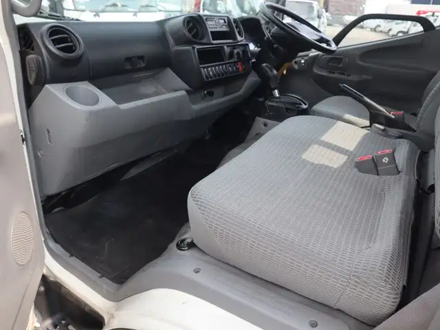 トヨタ ダイナ 小型 平ボディ TPG-XZU655 H29の中古トラック画像12