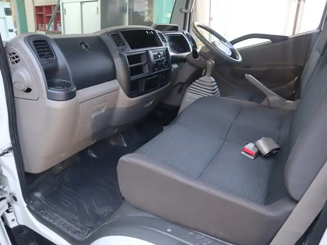 日産 アトラス 小型 平ボディ パワーゲート 床鉄板の中古トラック画像12