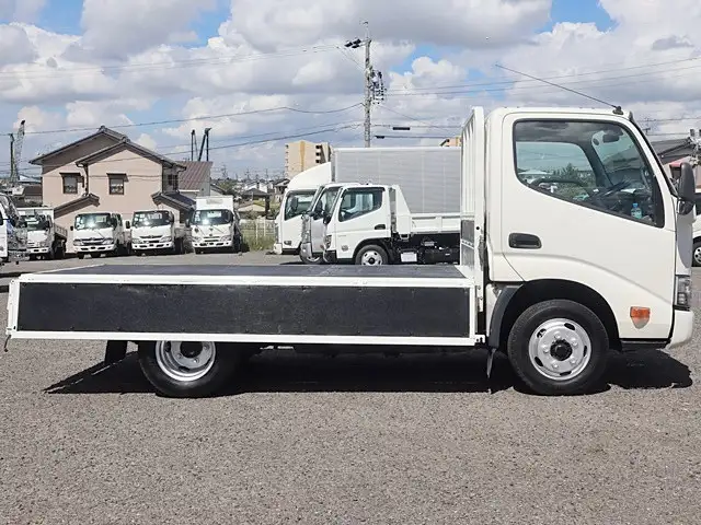 トヨタ ダイナ 小型 平ボディ TPG-XZU605 H31/R1の中古トラック画像8