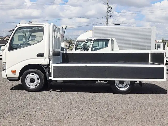 トヨタ ダイナ 小型 平ボディ TPG-XZU605 H31/R1の中古トラック画像7