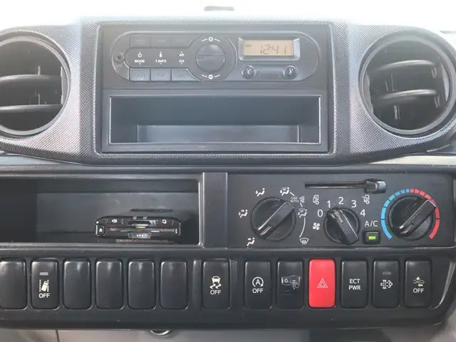 トヨタ ダイナ 小型 平ボディ TPG-XZU605 H31/R1の中古トラック画像14