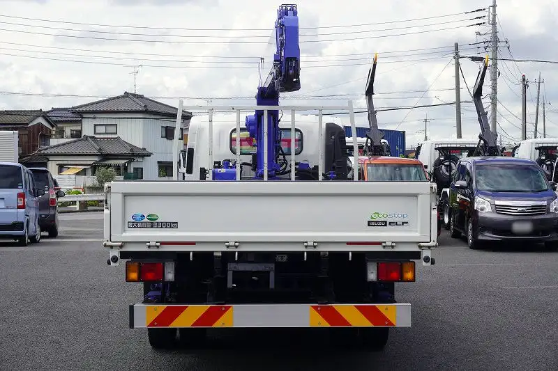 いすゞ エルフ 小型 クレーン付 6段 ラジコンの中古トラック画像3