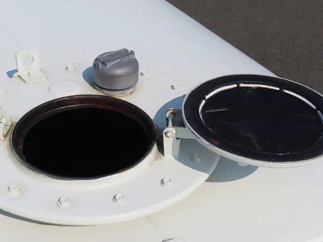 日野 レンジャー 中型/増トン タンク車 散水車 2KG-FC2ABAの中古トラック画像7