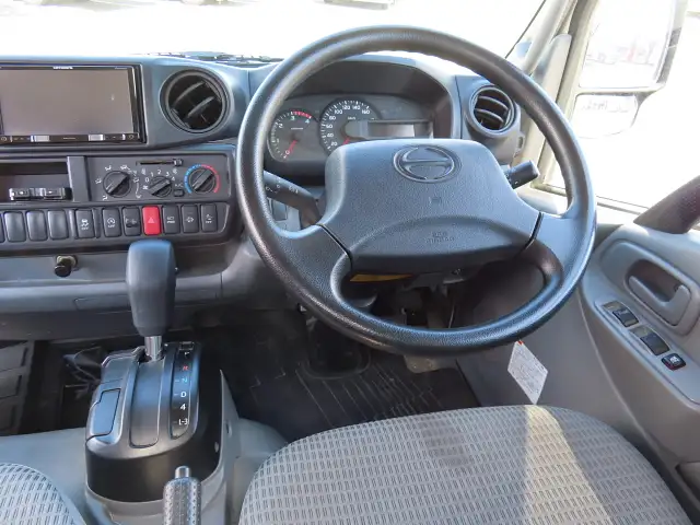 日野 デュトロ 小型 平ボディ TPG-XZC605M H30の中古トラック画像13