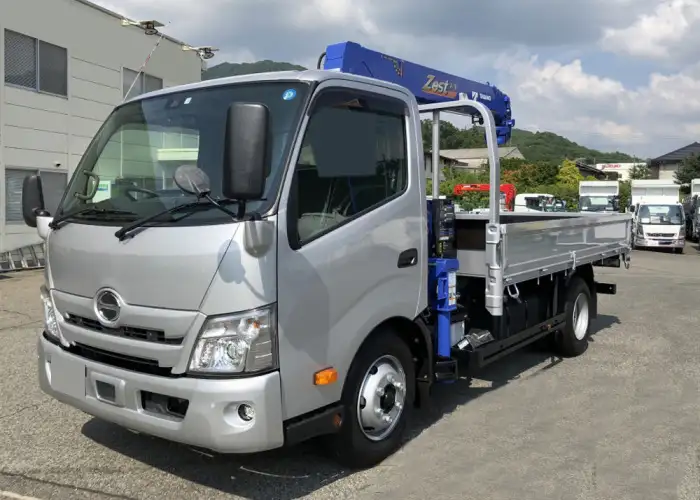 日野 デュトロ 小型 クレーン付 4段 ラジコン の中古トラック【車両No.171356】
