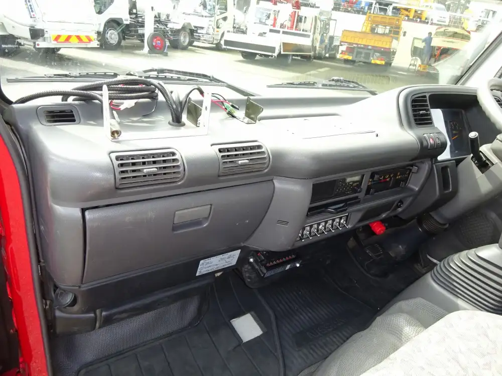 日産 アトラス 小型 特殊車両 KK-AKR66EA H11の中古トラック画像13