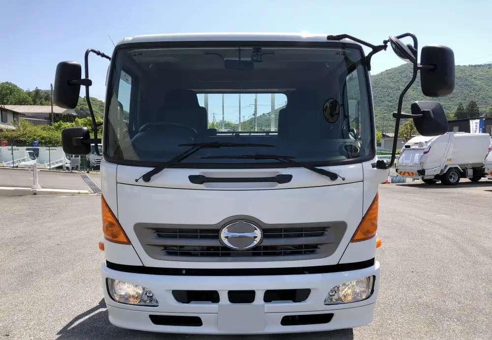 日野 レンジャー 中型/増トン 平ボディ ベッド TKG-FD7JGAAの中古トラック画像2