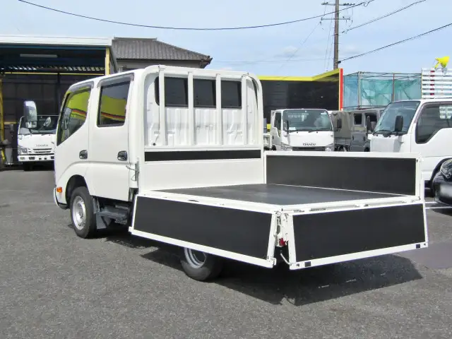 トヨタ ダイナ 小型 平ボディ Wキャブ 2PG-GDY231の中古トラック画像5