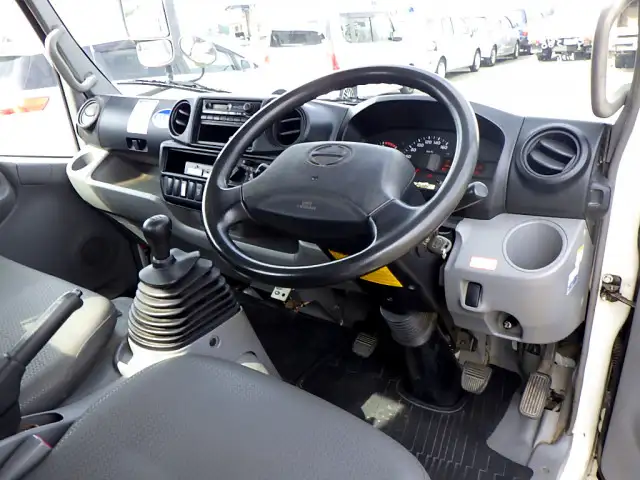 日野 デュトロ 小型 クレーン付 4段 ラジコンの中古トラック画像10