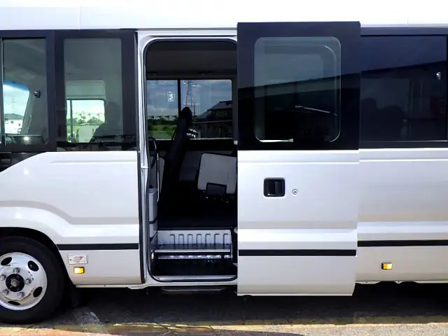 トヨタ コースター 小型 バス マイクロバス SDG-XZB70の中古トラック画像4