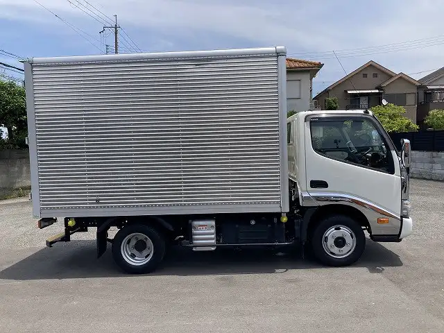 日野 デュトロ 小型 アルミバン 2RG-XZC605M R4の中古トラック画像2