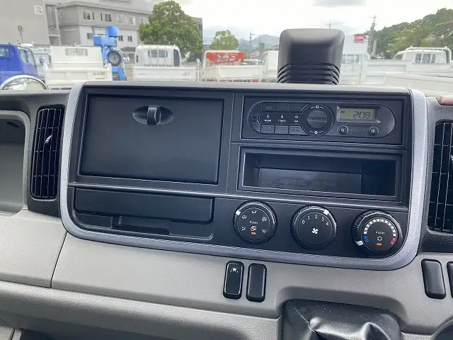三菱 キャンター 小型 平ボディ TPG-FEA50 H31/R1の中古トラック画像10