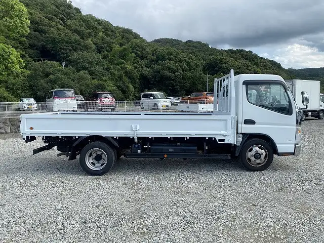 三菱 キャンター 小型 平ボディ TPG-FEA50 H31/R1の中古トラック画像2