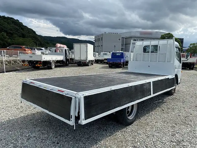 三菱 キャンター 小型 平ボディ TPG-FEA50 H31/R1の中古トラック画像4