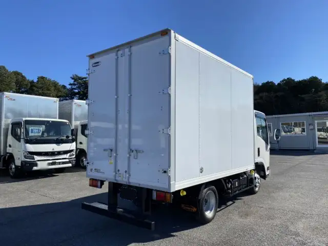 いすゞ エルフ 小型 アルミバン 2RG-NLR88AN R4の中古トラック画像5