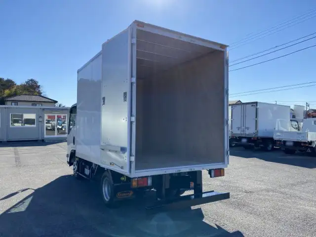 いすゞ エルフ 小型 アルミバン 2RG-NLR88AN R4の中古トラック画像11