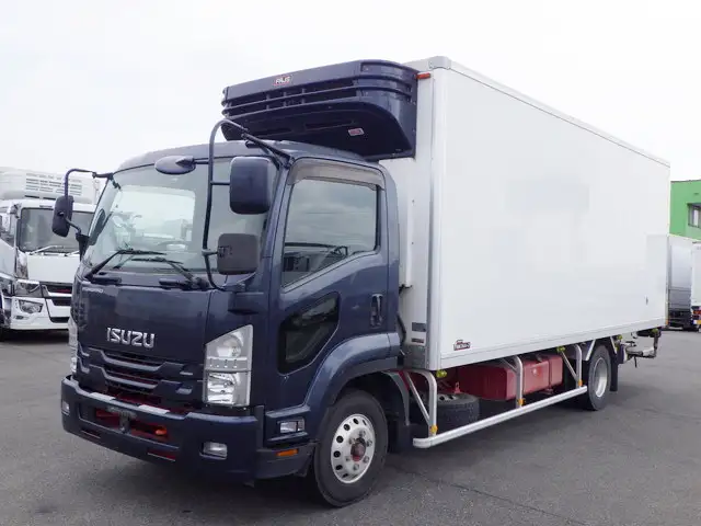 いすゞ フォワード 中型/増トン 冷凍冷蔵 低温 パワーゲート の中古トラック【車両No.172045】