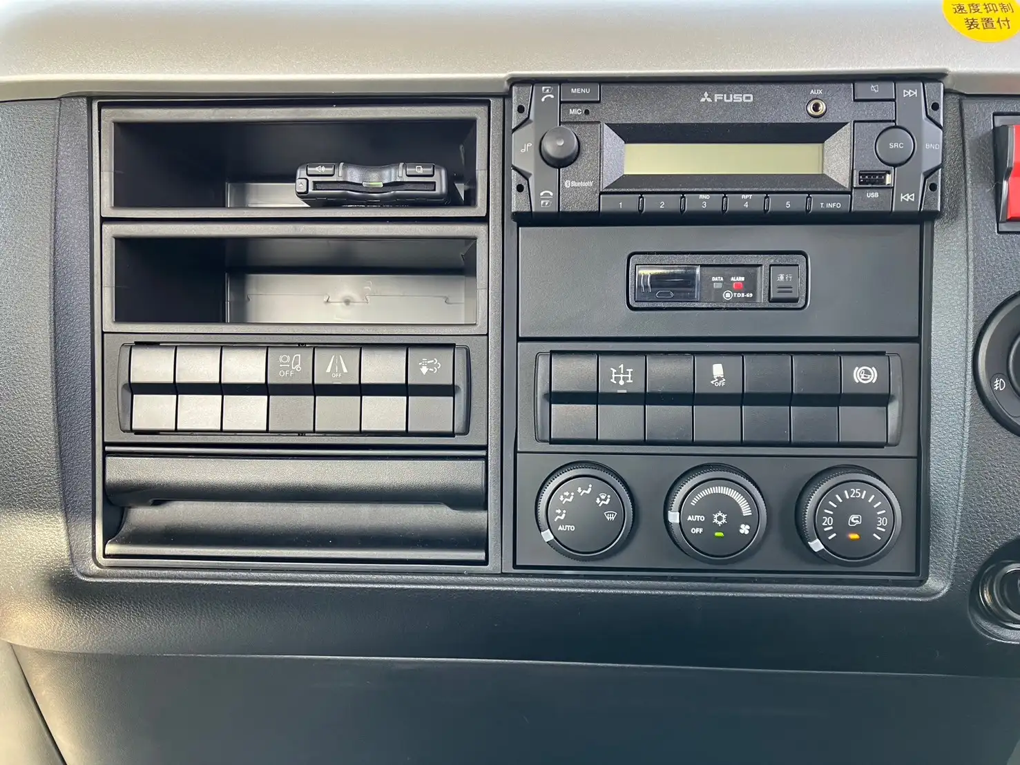 三菱 ファイター 中型/増トン クレーン付 4段 ラジコンの中古トラック画像11