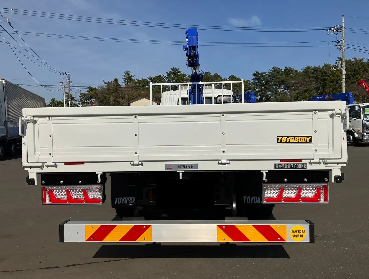 三菱 ファイター 中型/増トン クレーン付 4段 ラジコンの中古トラック画像3