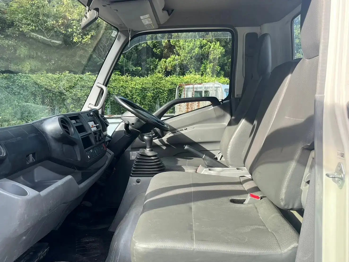 日野 デュトロ 小型 タンク車 散水車 TKG-XZU700Xの中古トラック画像13