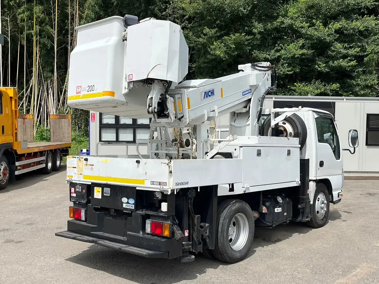 いすゞ エルフ 小型 高所・建柱車 高所作業車 電工仕様の中古トラック画像3