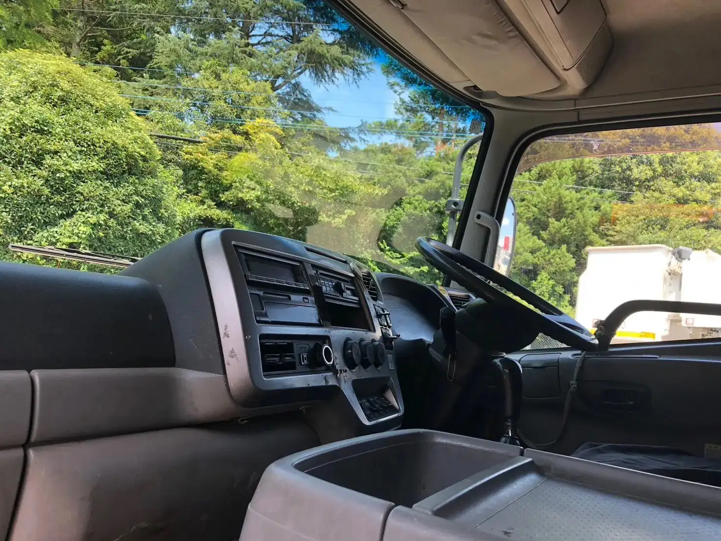 日産UD コンドル 中型/増トン 平ボディ アルミブロック ベッドの中古トラック画像12