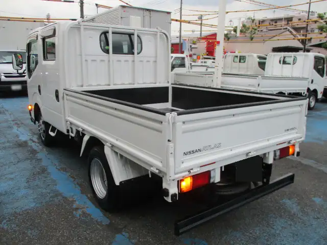 日産 アトラス 小型 平ボディ Wキャブ CBF-SQ2F24の中古トラック画像4