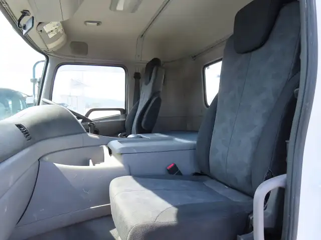 日産UD クオン 大型 ミキサー・ポンプ ベッド QKG-CW5XLの中古トラック画像11