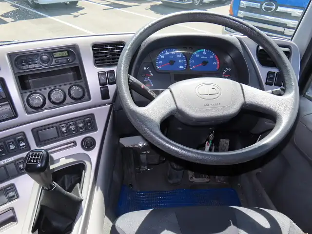日産UD クオン 大型 ミキサー・ポンプ ベッド QKG-CW5XLの中古トラック画像12