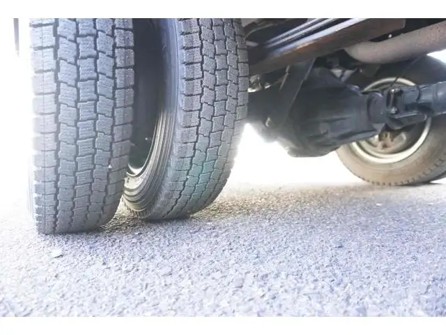 いすゞ エルフ 小型 平ボディ  H16の中古トラック画像19