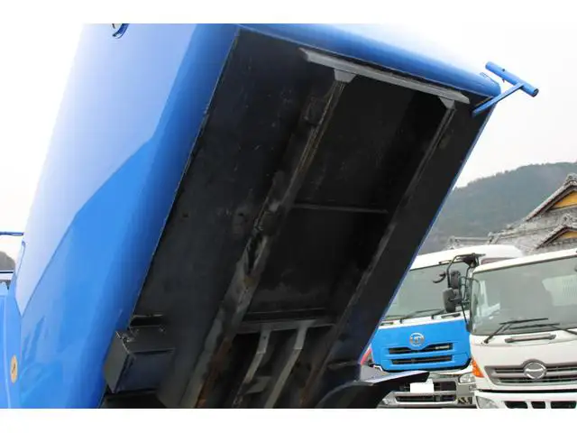 いすゞ エルフ 小型 パッカー車 巻き込み式 回転ダンプ式の中古トラック画像13