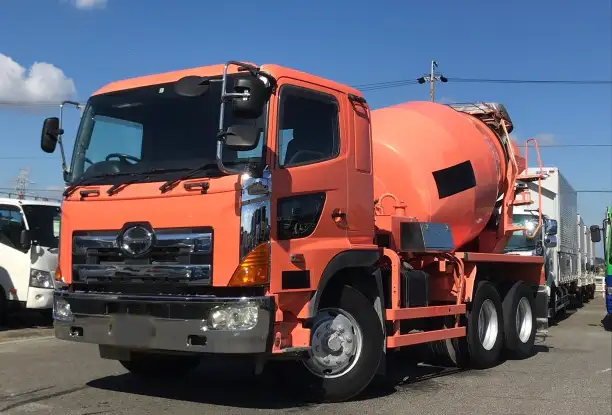 日野 プロフィア 大型 ミキサー・ポンプ ベッド BDG-FS1AKXAの中古トラック画像1