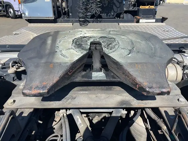 いすゞ ギガ 大型 トラクター ハイルーフ 1デフの中古トラック画像7