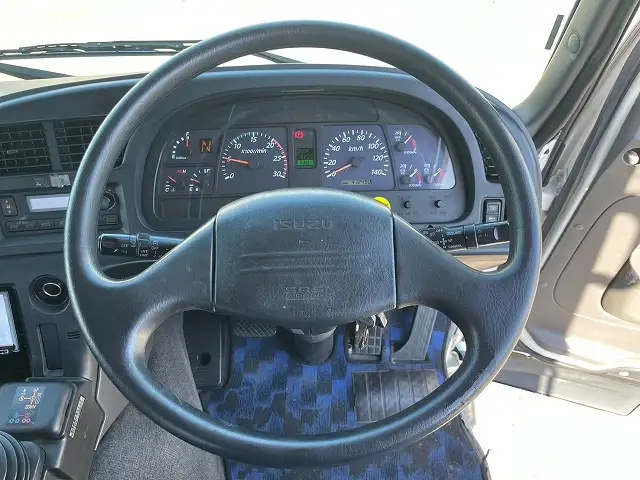 いすゞ ギガ 大型 トラクター ハイルーフ 1デフの中古トラック画像13