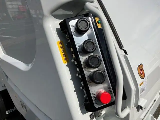 三菱 キャンター 小型 パッカー車 プレス式 2PG-FEB90の中古トラック画像9