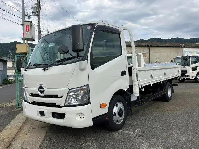 日野 デュトロ 小型 平ボディ 床鉄板 2RG-XZU712M の中古トラック【車両No.171392】