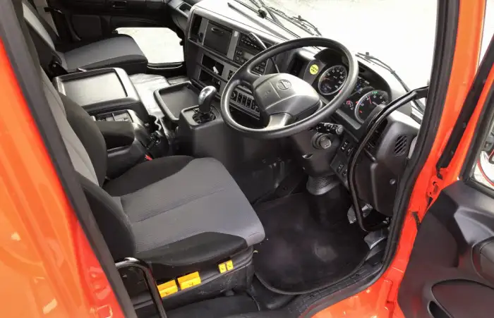 日野 プロフィア 大型 トラクター ハイルーフ 2デフの中古トラック画像10