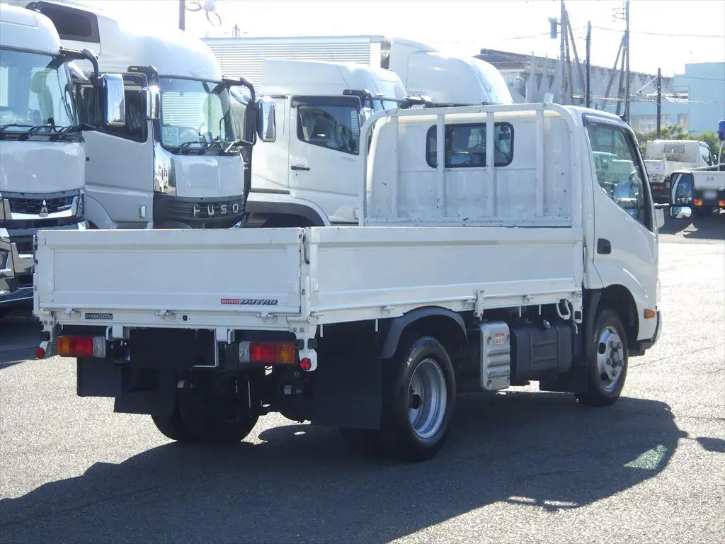 日野 デュトロ 小型 平ボディ 2RG-XZC605M R4の中古トラック画像3